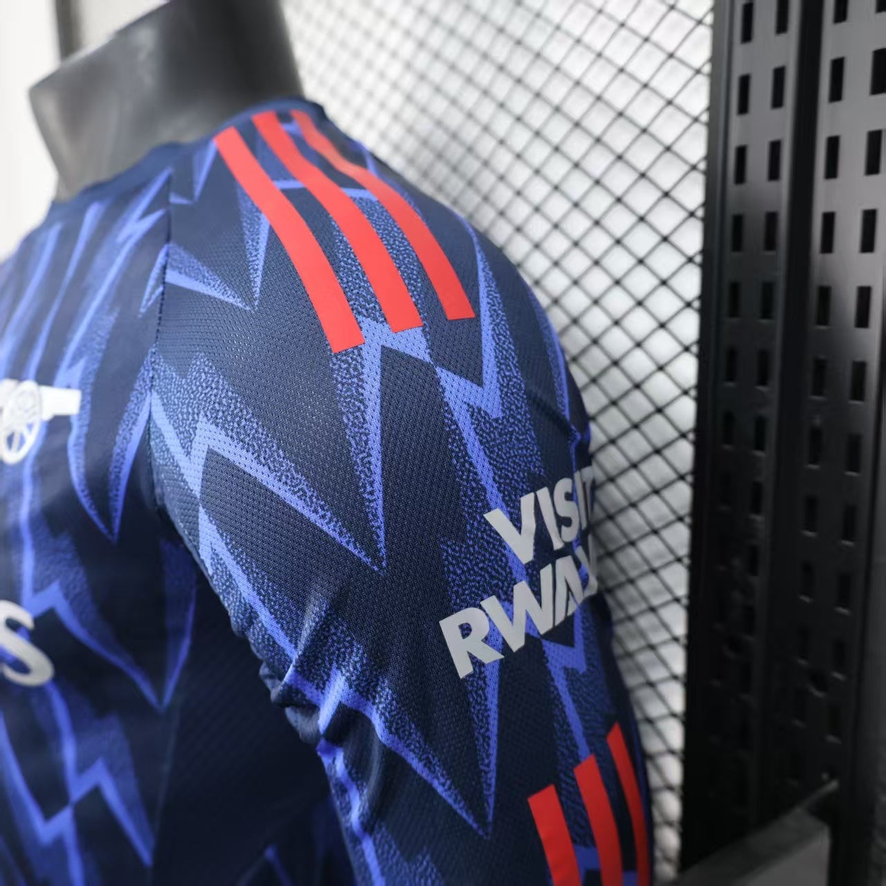 Arsenal "Blue Lightning" Special Kit