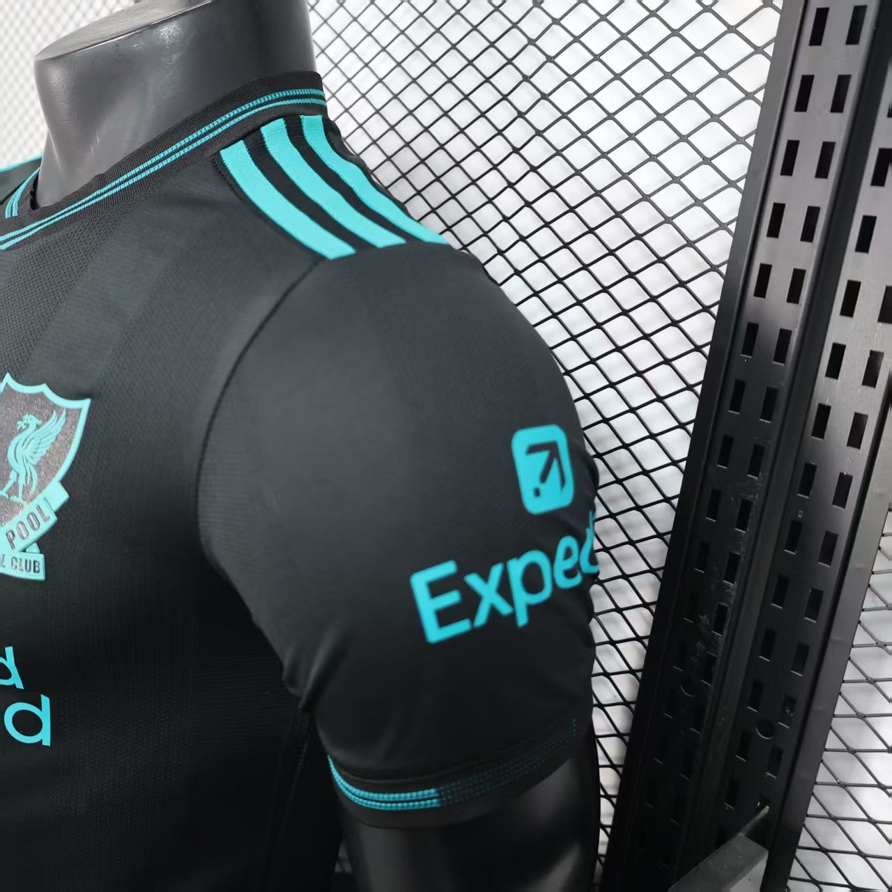 Liverpool "Shadow Shield" Special Kit